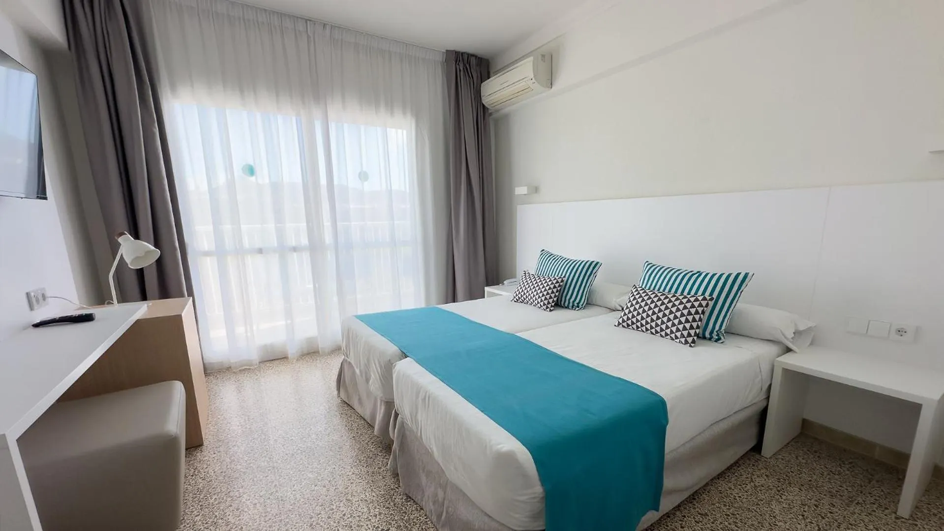 Bluesea Piscis - Adults Only Hotel Port de Alcudia  3*, Port de Alcudia (Mallorca) Espanha